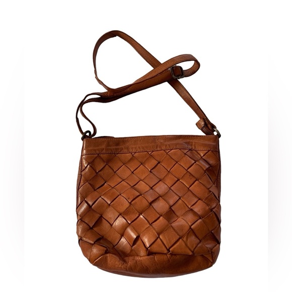 Vilenca Holland Handbags - Vilenca Holland Una Woven Soft Genuine Leather Bag